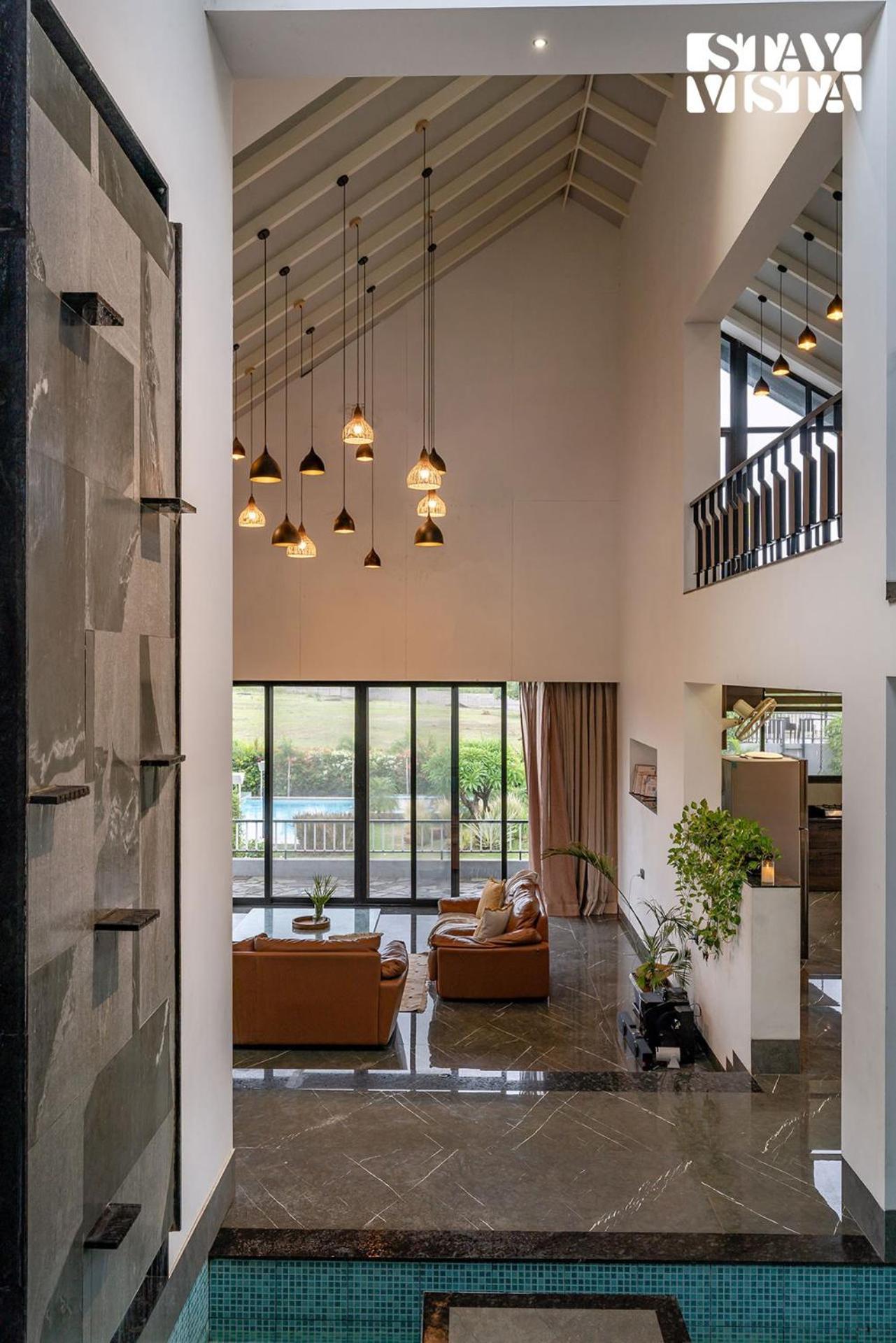 Stayvista At The Rainfield Villa With Gazebo & Lawn Nashik Buitenkant foto
