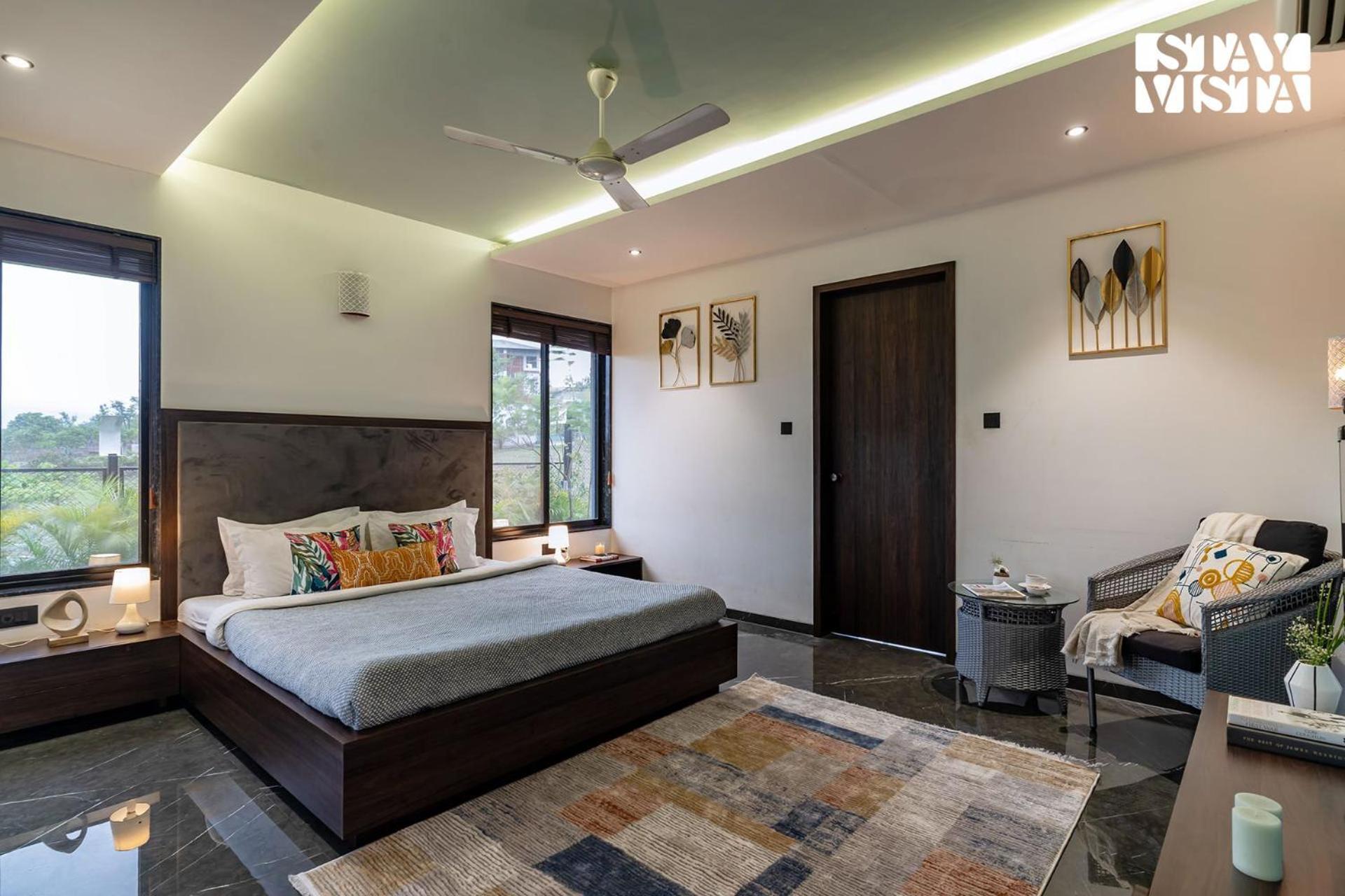 Stayvista At The Rainfield Villa With Gazebo & Lawn Nashik Buitenkant foto